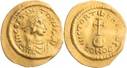 BYZANZ
Tiberius Constantinus, 578-582. AV-Semissis Constantinopolis Vs.: d m COSTAN-TINVS PP AI, gepanzerte und drapierte Büste mit Perlendiadem n. r...