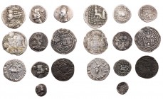Lot, griechische Münzen AR-Prägungen der PARTHER: Mithradates II., Drachme; Phraates IV., Drachmen (2); Vardanes I., Tetradrachme; PERSIS: Vashir (Oxa...