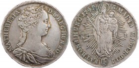 RÖMISCH-DEUTSCHES REICH
Maria Theresia, 1740-1780. 1/2 Taler 1742 KB Kremnitz Vs.: Brustbild n. r., Rs.: Madonna Eypeltauer 244; Herinek 710. 14.28 g...