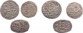 IRAN
 Lot Silbermünzen Prägungen aus Isfahan: Abbasi, 1132 AH (1719/1720), 5,21g; 5 Shahi 1128 AH (1716/1717), 8,65g; Abbasi 1144 AH (1731/1732), 5,3...