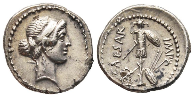 Roman Republican & Imperatorial, Julius Caesar
Denarius, Italie ou Gaul, 44 avan...
