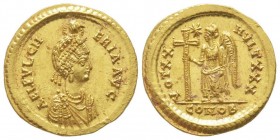 Aelia Pulcheria Augusta, sur de Théodose II 414-453
Solidus, Constantinople, 423-425, AU 4,46 g.
Avers : AEL PVLCHERIA AVG
Revers : VOT XX MVLT XXX / ...