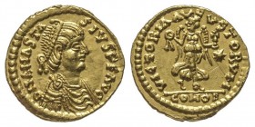 OSTROGOTHS
Théoderic 493-526
Tremissis au nom de Anastasius, Rome, 492-518, AU 1.47 g. Ref : Hahn 10, MIB 115
Conservation : rayure sinon Superbe