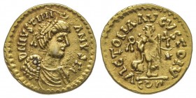 OSTROGOTHS Baduila ou Totila, dit l'Immortel 541-552
Tremissis au nom et au type de Justinien Ier (527-565), Ticinum, 536-539, AU 1.35 g.
Ref : Hahn 3...