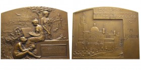 Monaco, Albert Ier 1889-1922 
Plaque en bronze, Exposition Universelle Bruxelles Pavillon de la Principauté de Monaco, 1910, AE 184.86 g. 84 x 72 mm
...