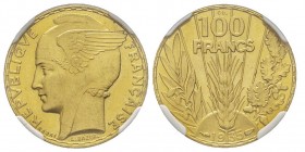 Troisième République 1870-1940
100 francs Bazor, Paris,1935, Essai en bronze d'aluminium doré, Tranche en relief, Gilt 
Ref : G. 1138, Maz. 2534
Conse...
