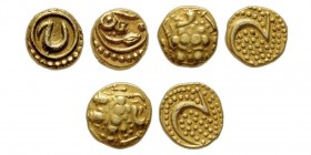 Mysore 1761-1782
Lot de 3 pieces de Fanam : 1p Patan - Haidar Ali, 2p “HE” revers 
Conservation : NGC MS63, AU53, AU58