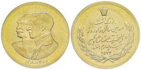 IRAN
Muhammad Reza Pahlavi Shah SH 1320-1358 (1941-1979)
10 Pahlevi 1977 (2536), Reza Shah's Centenary, AU 81.23 g. 900‰
Ref : KM#1212
Conservation : ...