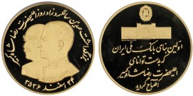 IRAN
Muhammad Reza Pahlavi Shah SH 1320-1358 (1941-1979)
Médaille en or, MS2536 (1977),
50th Anniversary of the opening
of theBank Melli by Reza Shah...