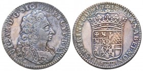 Amedeo II Re di Sicilia 1713-1718
1 Lira, II Tipo, Torino, 1718, AG 6.06 g
Ref : MIR 886 (R), Sim. 48, Biaggi 757c
Conservation : traces de nettoyage ...