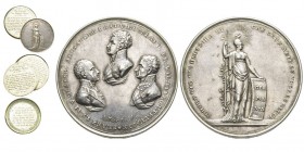 Alexander I. 1801-1825
Médaille-boîte, Victoire des Alliés sur Napoléon, vers 1815, Nuremberg, Laiton 26.46 g. 48 mm 
Avers : FRANZ. I. KAI: V. OESTER...
