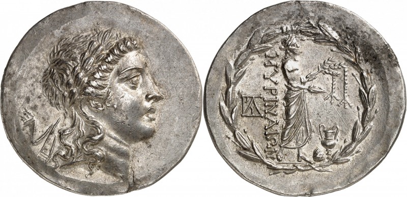 GRÈCE ANTIQUE
Eolide, Myrina (155-145 av. J.C.). Tétradrachme argent.
Av. Tête...