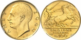 ALBANIE
Zog Ier (1925-1939). 100 franga or 1926, Rome, deux étoiles.
Av. Tête nue à gauche. Rv. Bige à droite.
Fr. 1.
GENI MS 61. Superbe