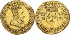 FRANCE
Henri II (1547-1559). Écu d’or à l’effigie, 1549 L, Bayonne.
Av. Buste couronné et cuirassé à droite. Rv. Écu de France sommé d’une couronne ...
