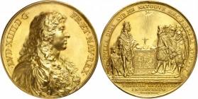 FRANCE
Louis XIV (1643-1715). Médaille en or 1663, frappée à l’occasion de la visite des ambassadeurs Suisses à Paris pour le renouvellement de l’all...