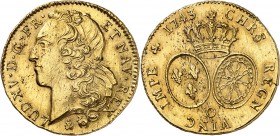 FRANCE
Louis XV (1715-1774). Double louis d’or au bandeau 1743 O, Riom.
Av. Tête ceinte d’un bandeau à gauche. Rv. Deux écus ovales couronnés.
Dup....