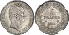 FRANCE
Louis Philippe Ier (1830-1848). 5 francs 1831 A, Paris, tranche en relief.
Av. Tête nue à droite Rv. Valeur dans une couronne de laurier.
Ga...