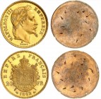 FRANCE
Napoléon III (1852-1870). 20 francs 1862 E, essai, paire d’essais unifaces en bronze doré.
Av. Tête nue à droite. Rv. Lisse. / Av. Armoiries ...