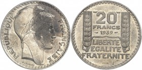 FRANCE
IIIe République (1870-1940). 20 francs 1939, essai en cupro-nickel.
Av. Tête laurée à droite Rv. Valeur entre deux épis de blé.
GEM.200.11....