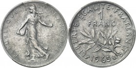 FRANCE
Ve République 1958-à nos jours. 1 franc 1965, aluminium, petite chouette, frappé sur un flan de 1 franc BCEAO. Av. La Semeuse à gauche. Rv. Br...