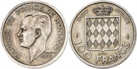 MONACO
Rainier III (1949-2005). 100 francs 1956, piéfort en argent.
Av. Têtenue à gauche. Rv. Écu couronné aux armes des Grimaldi.
G. MC143.
PCGS ...