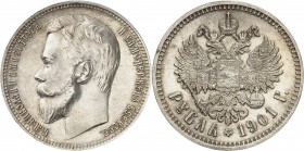 RUSSIE
Nicolas II (1894-1917). Rouble 1901, Saint-Pétersbourg.
Av. Tête nue à gauche. Rv. Aigle bicéphale couronné.
Km. Y.59.3, Bit. 53.
Top pop :...