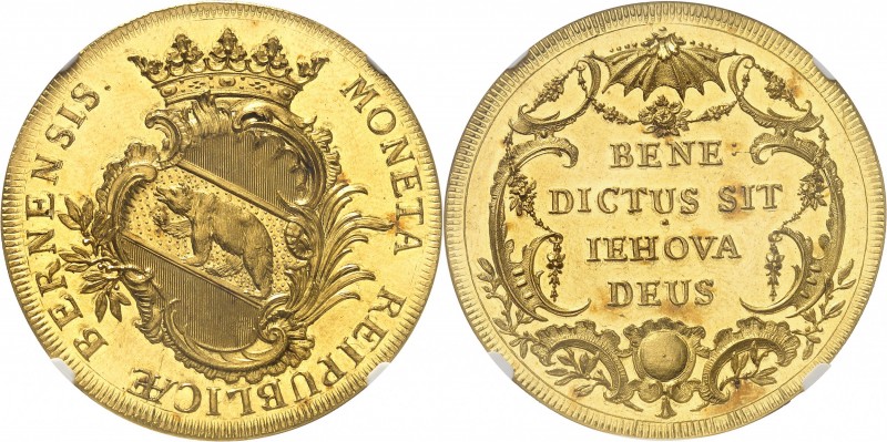 SUISSE
Canton de Berne. 10 ducats (1772)
Av. Écu couronné. Rv. Inscriptions.
...