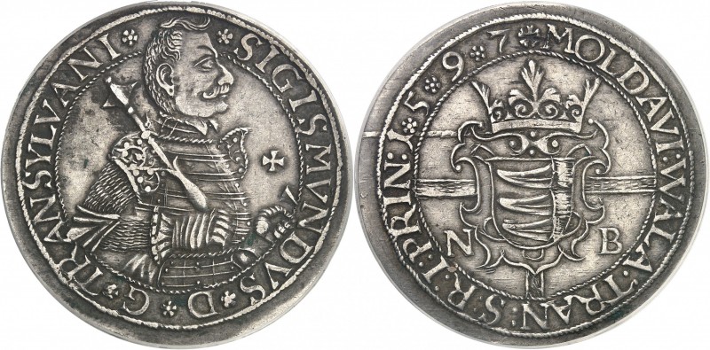 TRANSYLVANIE
Sigismond Bathori (1581-1602). Thaler 1597, Nagybanya.
Av. Buste ...