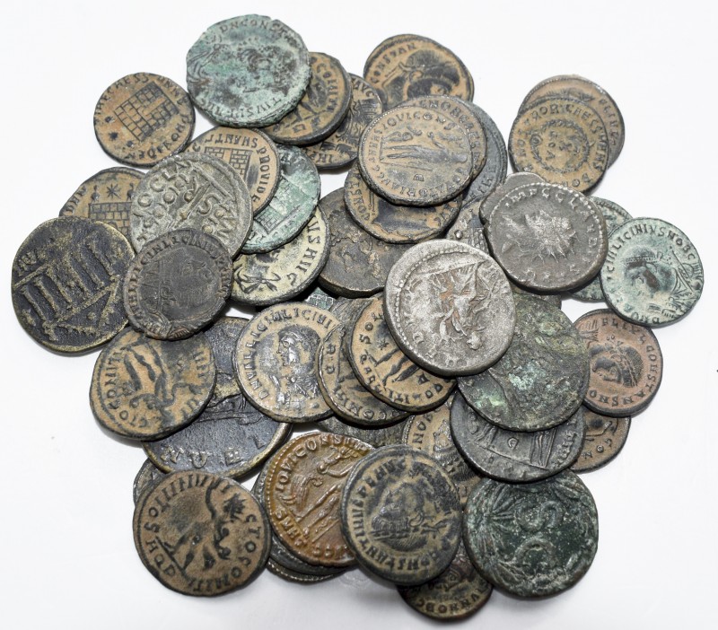Antike: Kleines Konvolut von 46 antike Kupfermünzen, meist Römische Kaiserzeit. ...