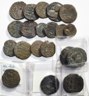 Islamische Münzen: Kleines Konvolut von 20 Islamischer Bronzemünzen, u.a. Urtukiden von Maradin und weitere.
 [differenzbesteuert]