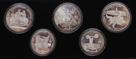 Sowjetunion: Olympische Spiele Moskau 1980: Set 1979 mit 2 x 5 Rubel sowie 3 x 10 Rubel Gedenkmünzen. Alle Münzen in Kapseln, teils angelaufen, im sch...
