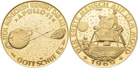 Medaillen Deutschland: Große Goldmedaille Apollo 11, 1969. Dem Menschen gehört das All, Gott schuf es // Der Erste Mensch auf dem Mond. 34,9 g, 900/10...