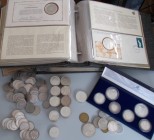 Deutschland: Eine nette Sammlung an DM Münzen (überwiegend 10 DM), dabei noch ein paar ausländische Münzen (Russland, Kanada) sowie zwei Bände aus der...