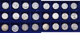 Medaillen: Set 12 diverse Medaillen (modern) mit Olympia Motiven. 10 x mit Randschrift Feinsilber 1000, Gewicht je um die 35g. Dabei Motive (NP) wie P...