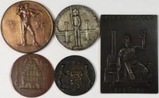 Medaillen Deutschland: Essen, Lot 5 Stück: Bronzeplakette 1925, die Befreiung der Ruhr / Dortmund: Bronzemedaille o. J. / Düsseldorf: Bronzemedaille 1...