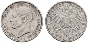 Silbermünzen des Kaiserreiches
Schaumburg-Lippe
Georg 1893-1911. Schwarzburg-Rudolstadt. Günther Victor 1890-1918. 2 Mark 1898 A. J. 167.
sehr schö...