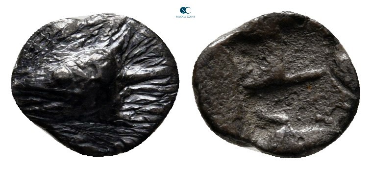 Mysia. Kyzikos 520-480 BC. 
Hemiobol AR

8 mm, 0,34 g

Head of tunny fish l...