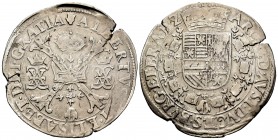Alberto e Isabel (1598-1621). 1 patagón. Sin fecha. Amberes. (Vanhoudt-619 AN). (Vti-346). Ag. 27,10 g. Grietas. Escasa. MBC-. Est...140,00. /// ENGLI...