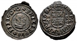 Felipe IV (1621-1665). 8 maravedís. 1662. Madrid. Y. (Cal 2019-360). (Jarabo-Sanahuja-M442). Ae. 1,94 g. Ceca y ensayador a la izquierda del escudo. M...