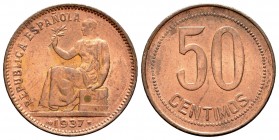 Centenario de la Peseta (1868-1931). II República. 50 céntimos. 1937. Madrid. (Cal-28). Ae. 6,04 g. Restos de pegamento en anverso. EBC. Est...30,00. ...