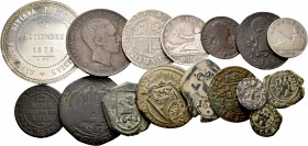 Lote de 16 monedas de España desde Época Medieval a Alfonso XII. Época Medieval (1), Reyes católicos (1), Felipe III (1), Felipe IV (5), Carlos III (1...