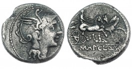 MALLIA. Denario. Roma (111-110 a.C.). CRAW-299.1b. FFC-834. Leves oxidaciones y rotura al borde. MBC-.