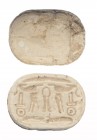 ANTIGUO EGIPTO. Baja Época. 664-332 a.C. Fayenza. Escarabeo con jeroglífico. Longitud 17 mm.