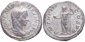 224 dC. Alejandro Severo ( 222-235 dC). Roma. Denario. RIC IV Severus Alexander 44c. Ag. 2,44 g. IMP C M AVR SEV ALEXAND AVG: Busto de Alejandro Sever...