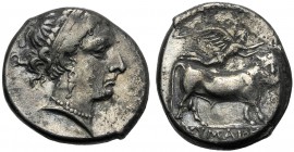 Campania, Didrachm, Cumae, c. 325-300 BC AR (g 7,42 mm 20 h 9) Head of nymph r., wearing diadem, earrings and necklace, Rv. KYMAIΩN, man-faced bull ad...