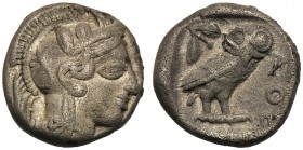 Attica, Drachm, Athens, after 449 BC AR (g 4,20 mm 14 h 9) Head of Athena r., wearing crested attic helmet decorated with a olive wreath and palmette,...