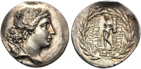Ionia, Stephanophoric Tetradrachm, Magnesia ad Meandrum, Magistrate Herognetos, son of Zopyrionos, c. 155-145 BC AR (g 16,75 mm 29 h 12) Diademed bust...