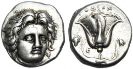 Islands of Caria, Didrachm, Rhodes, c. 305-275 BC AR (g 6,71 mm 19 h 12) Facing head of Helios, slightly r., Rv. POΔION, rose with bud r. and bunch of...