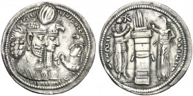Sasanian Kings, Varharan II (276-293), Drachm, AD 276-293 AR (g 4,56 mm 27 h 3) Decorated facing bust r., wearing earrings and winged crown surmounted...