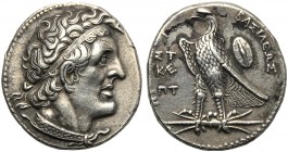 Ptolemaic kings of Egypt, Ptolemy II (285-246), Tetradrachm, Alexandria, c. 285-246 BC AR (g 14,14 mm 27 h 12) Diademed head of Ptolemy r., wearing ae...